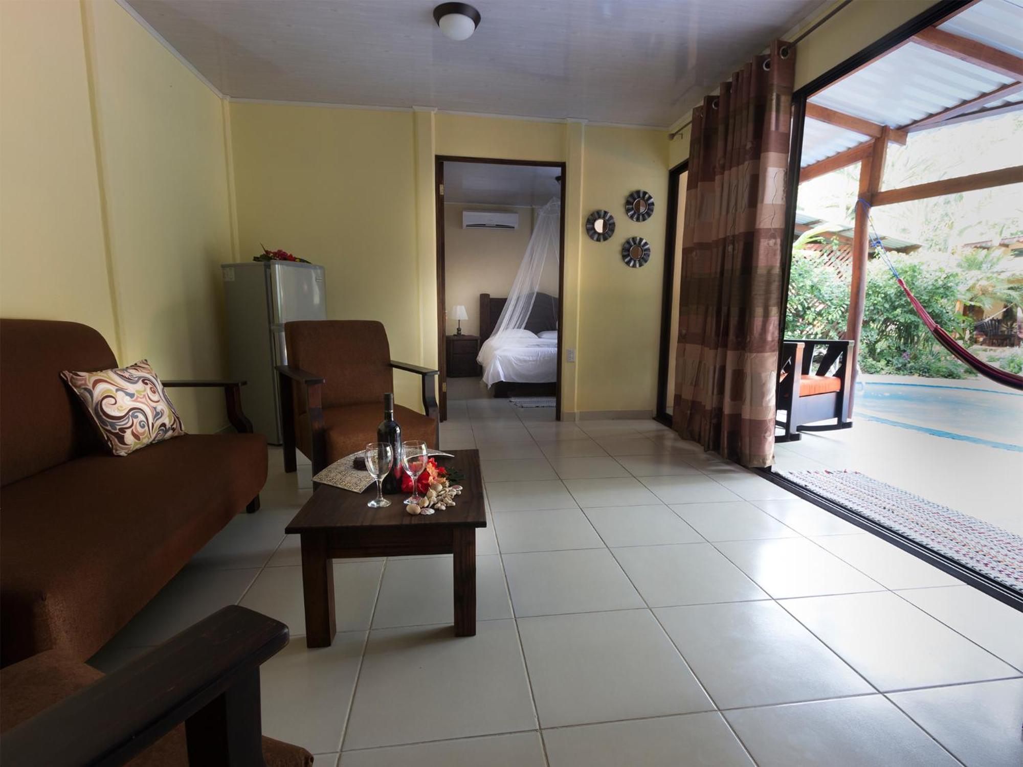 Hotel Caribbean Coconut Cahuita Exterior photo