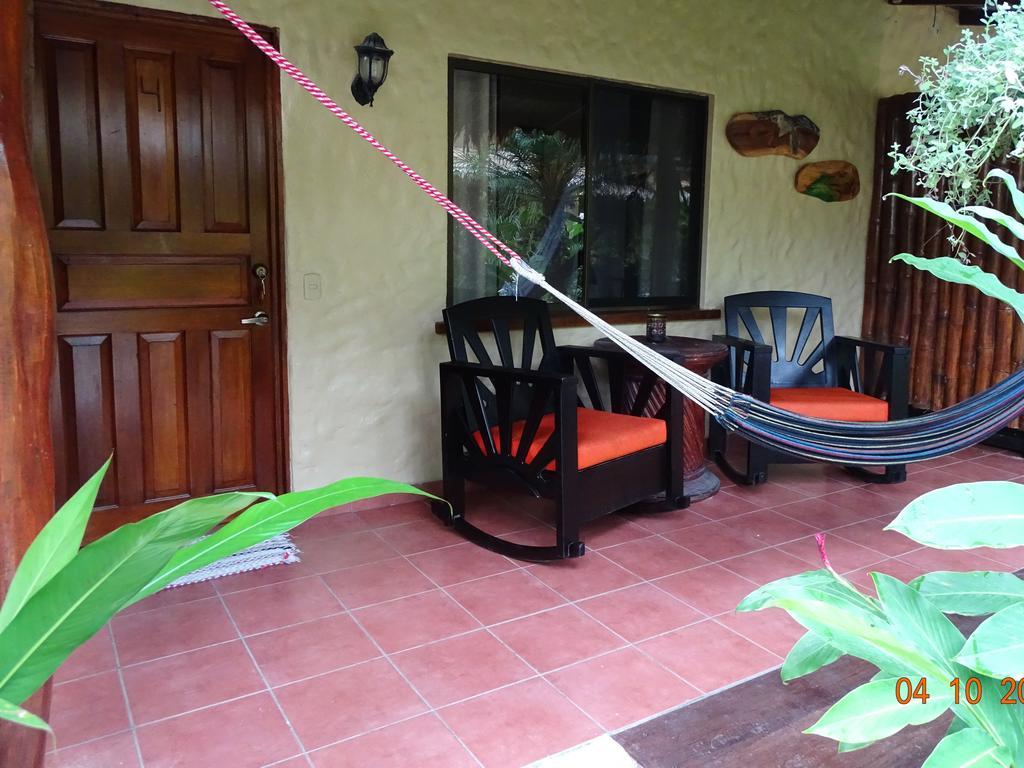 Hotel Caribbean Coconut Cahuita Exterior photo